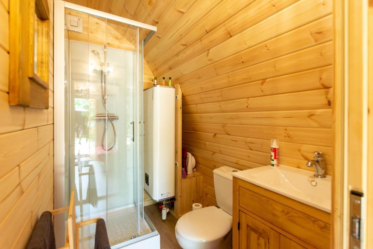 Cabane En Bois Avec Bain Nordique Asnieres-sur-Vegre Exterior photo